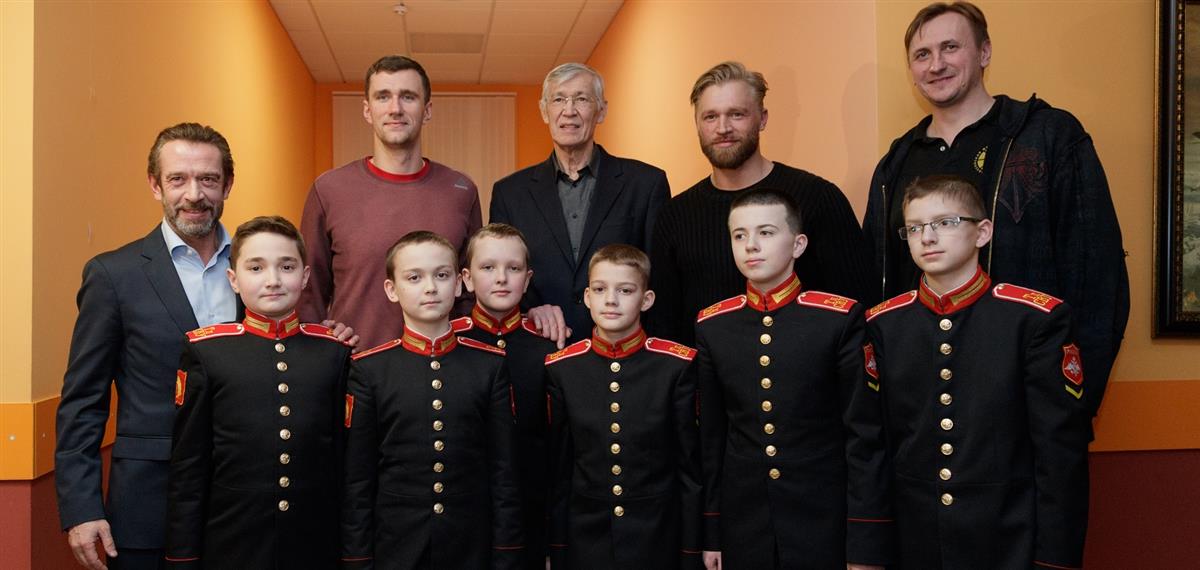 Делегация РФБ, Алжан Жармухамедов и Владимир Машков посетили Тульское суворовское военное училище